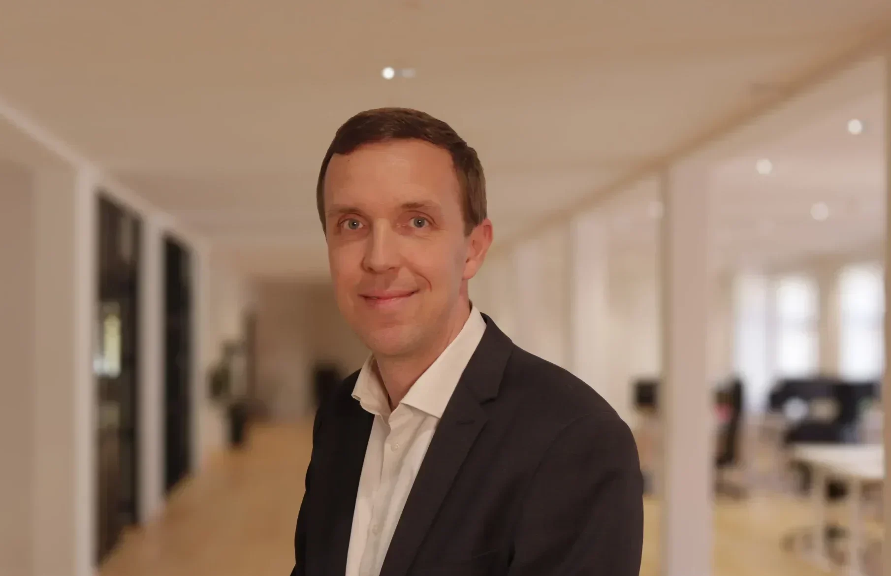 Niels Lodsgaard, CFO hos Selected Group, medarbejderbillede